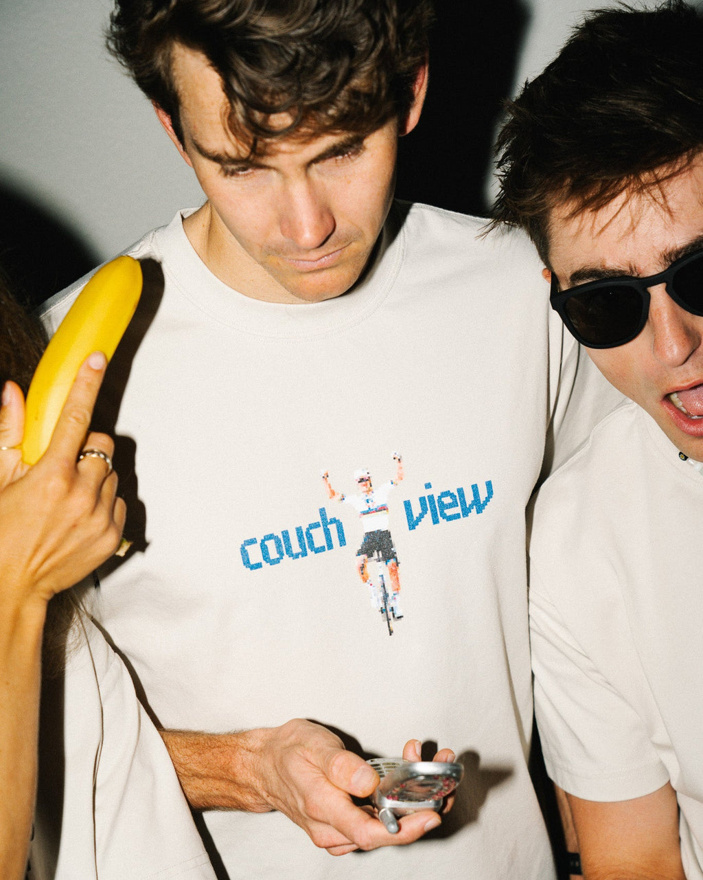 COUCH VIEW 8BIT TEE