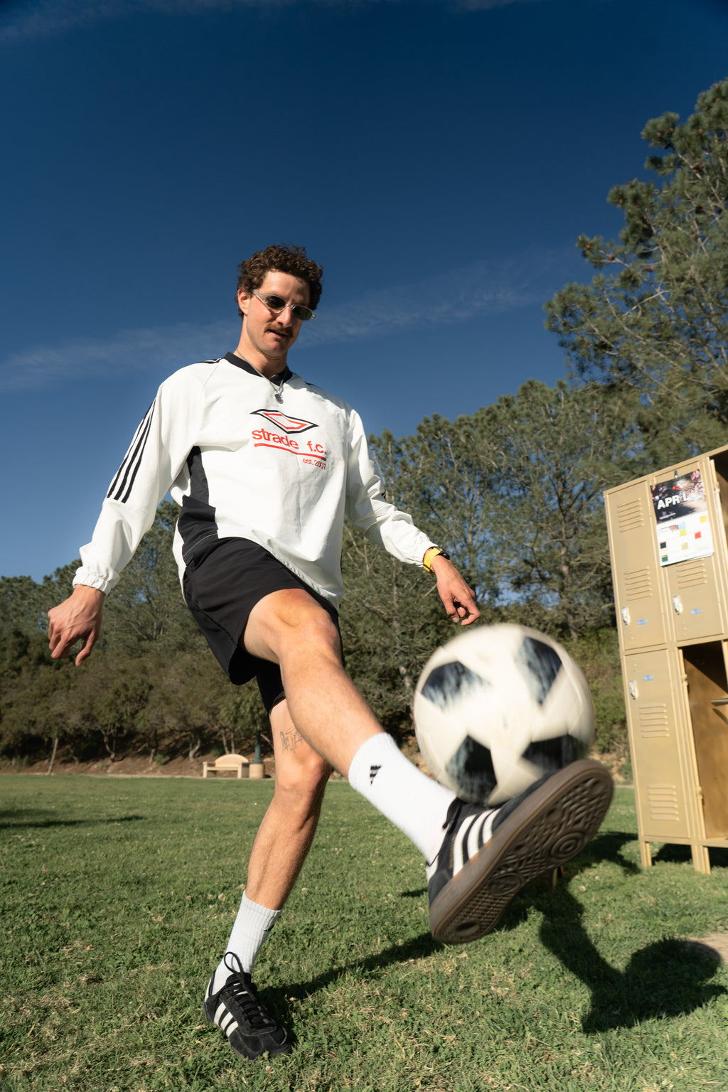 Strade F.C. Windbreaker